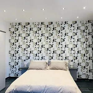  Appartement Casa Ega E La Rotonda: Bellissimi Monovani Nel Cuore Di